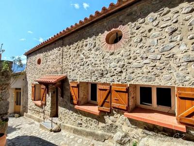 Maison - 83 m² - 4 pièces