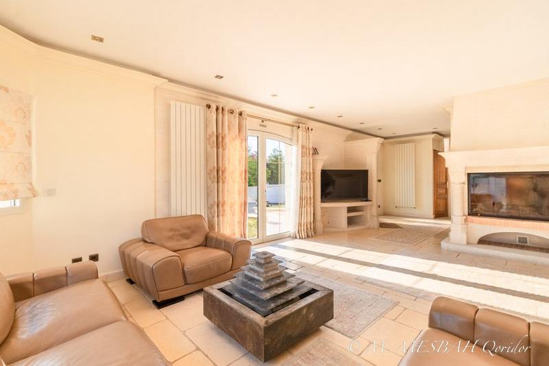 Maison - 155 m² - 6 pièces