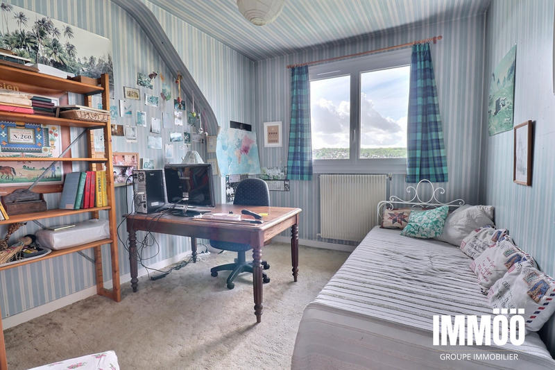 Maison - 137 m² - 5 pièces