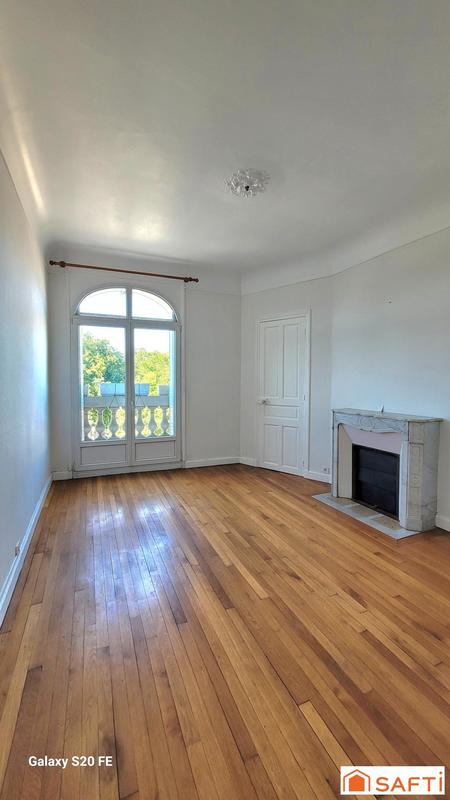 Appartement - 125 m² - 4 pièces