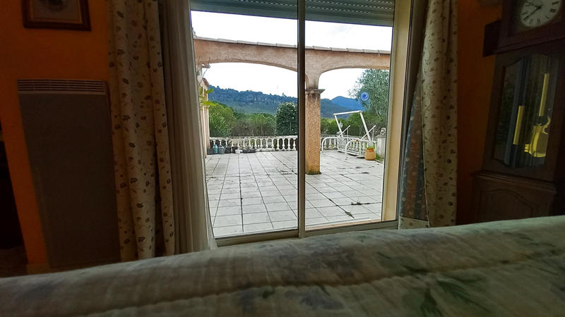 Villa - 137 m² - 6 pièces