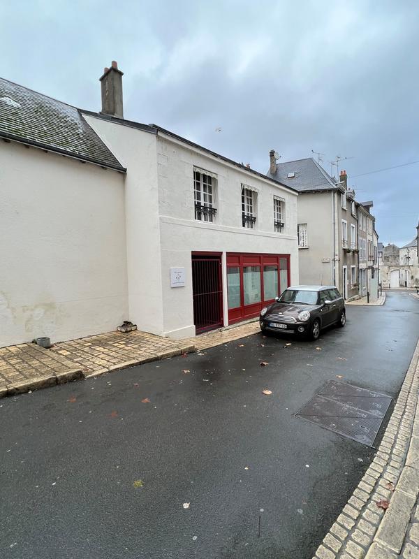 Local commercial - 133 m² - 3 pièces