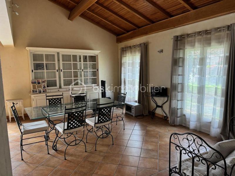 Maison - 174 m² - 7 pièces