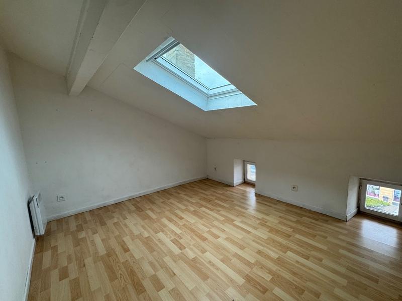 Immeuble - 127 m² - 7 pièces