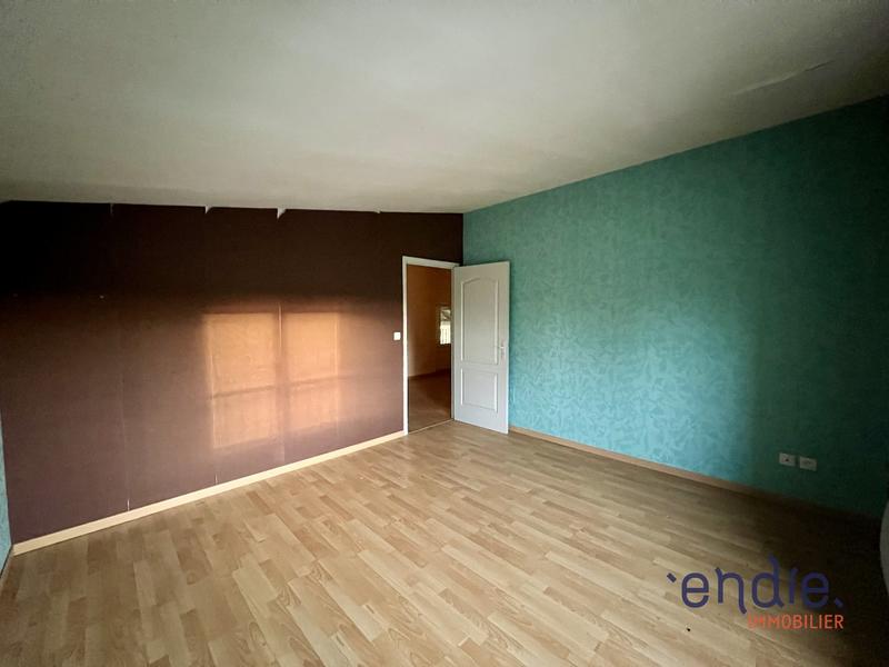 Maison - 266 m² - 6 pièces