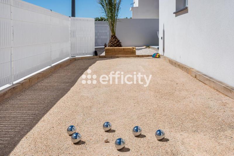 Maison - 97 m² - 4 pièces