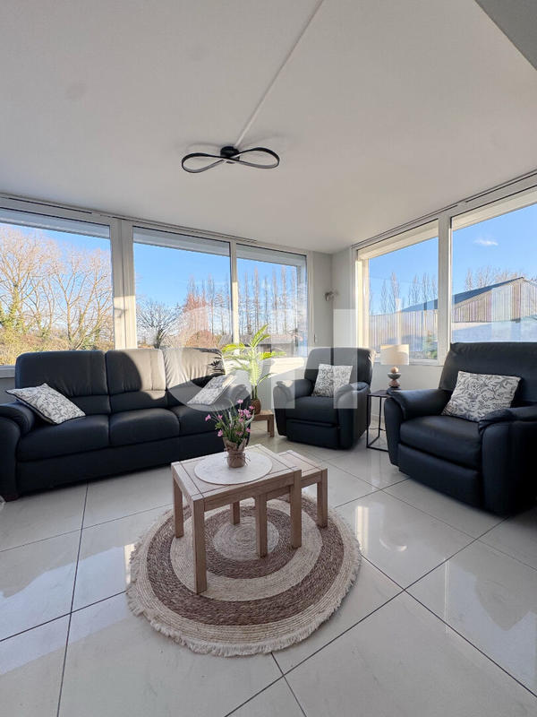 Maison - 140 m² - 6 pièces