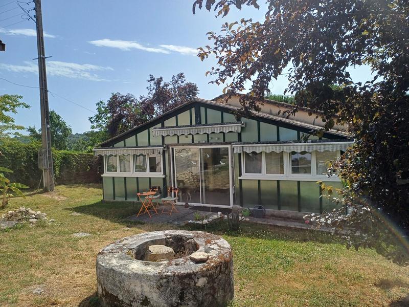 Maison - 90 m² - 3 pièces