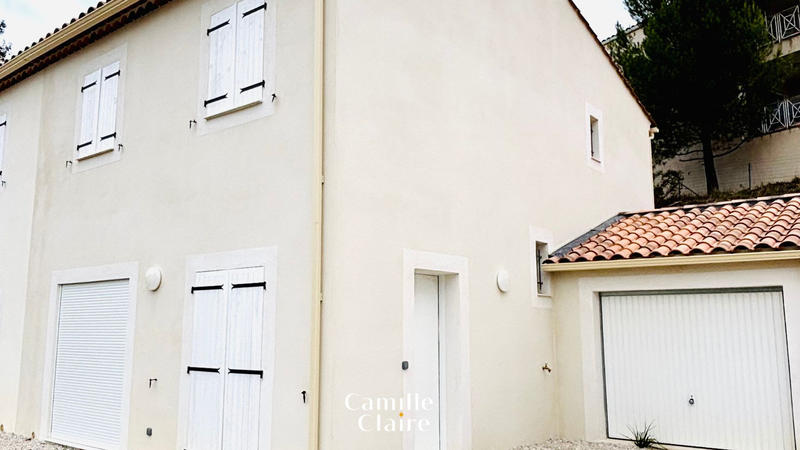 Maison - 105 m² - 4 pièces