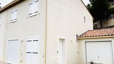 Maison - 105 m² - 4 pièces