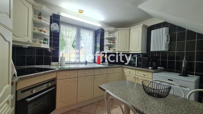 Maison - 108 m² - 5 pièces