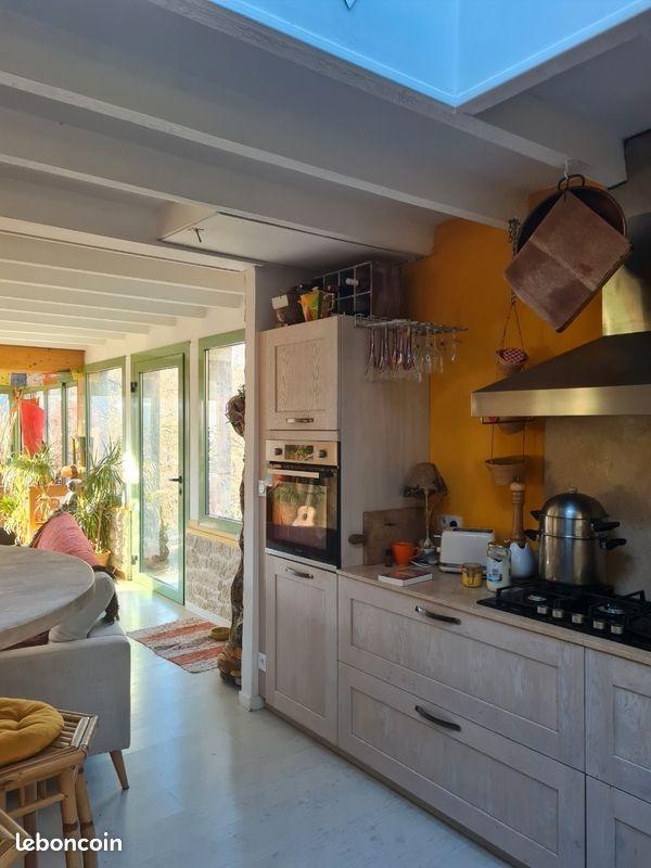 Maison - 221 m² - 9 pièces