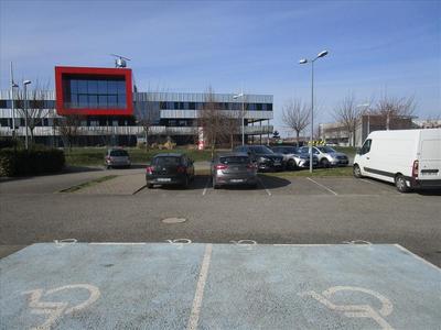 Parking / Garage - 12 m²