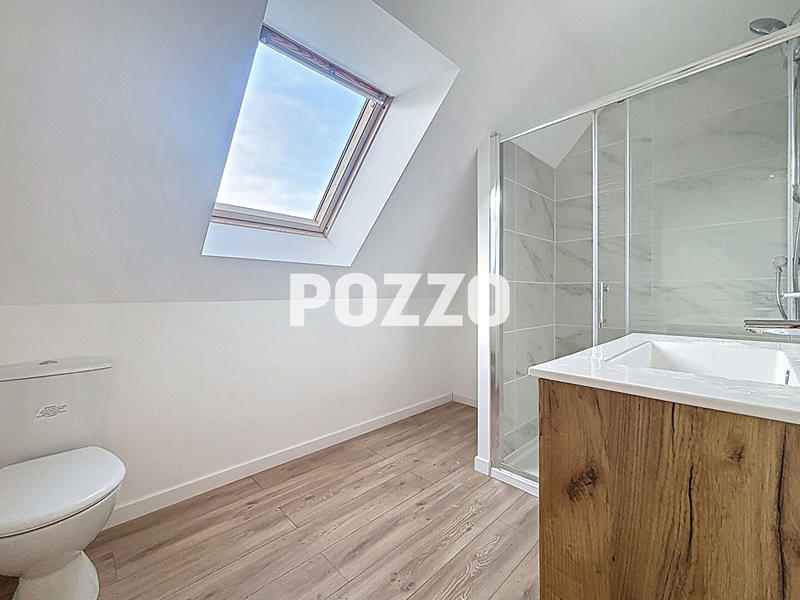 Maison - 140 m² - 5 pièces