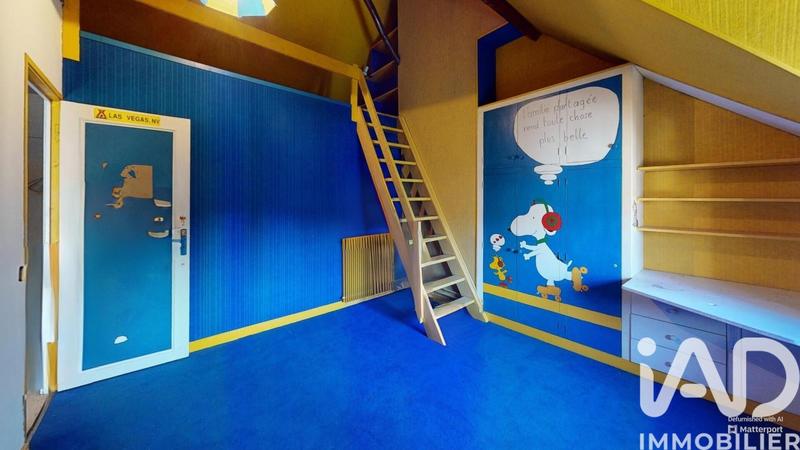 Maison - 300 m² - 10 pièces