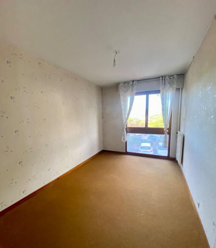 Appartement - 82 m² - 3 pièces