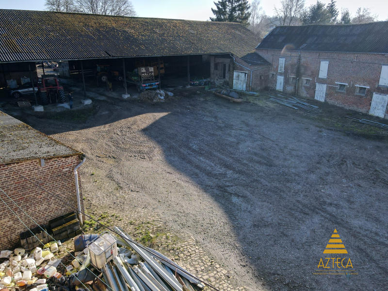 Maison - 260 m² - 4 pièces