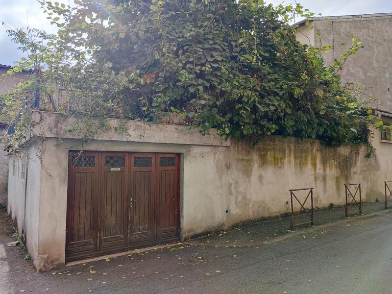 Maison de ville - 235 m² - 6 pièces