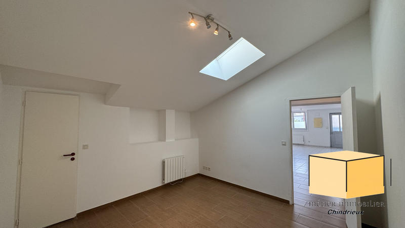 Appartement - 94 m² - 3 pièces