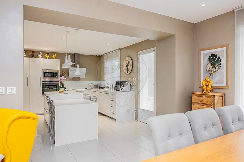 Maison - 173 m² - 6 pièces