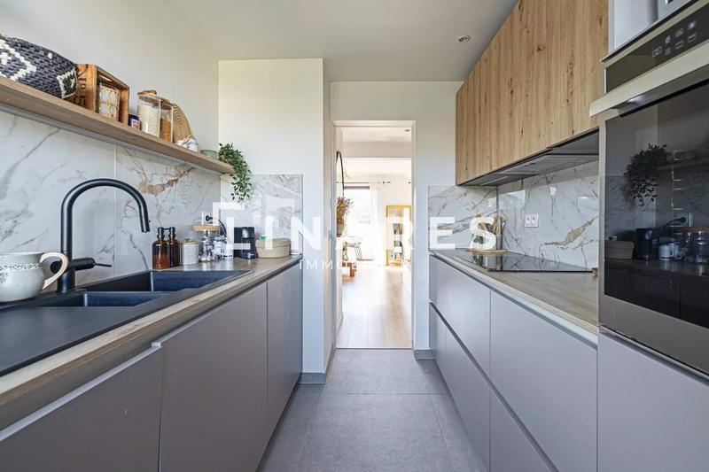 Appartement - 65 m² - 4 pièces