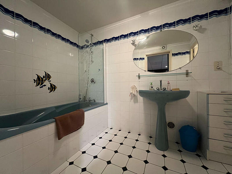 Maison - 178 m² - 6 pièces