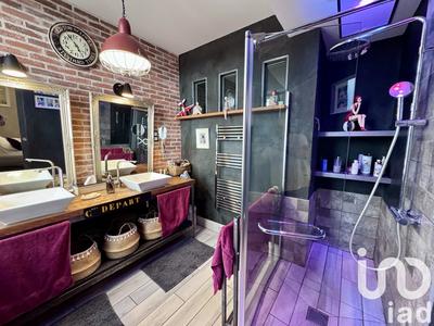 Maison - 280 m² - 7 pièces