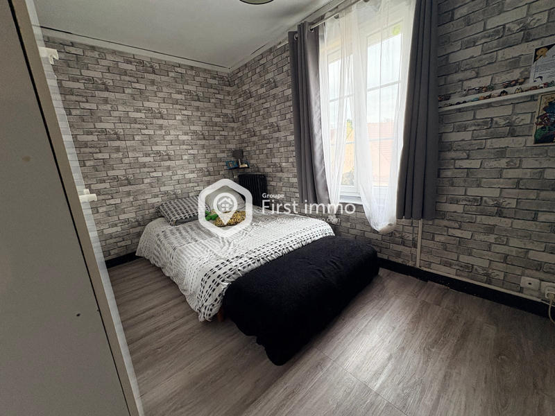 Maison - 166 m² - 8 pièces