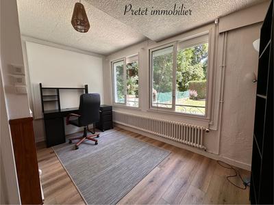 Maison - 96 m² - 6 pièces
