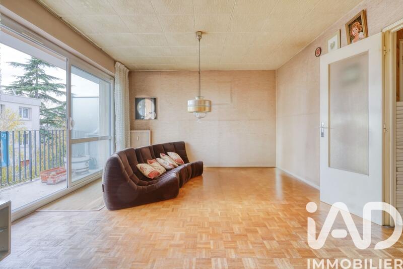 Appartement - 100 m² - 5 pièces