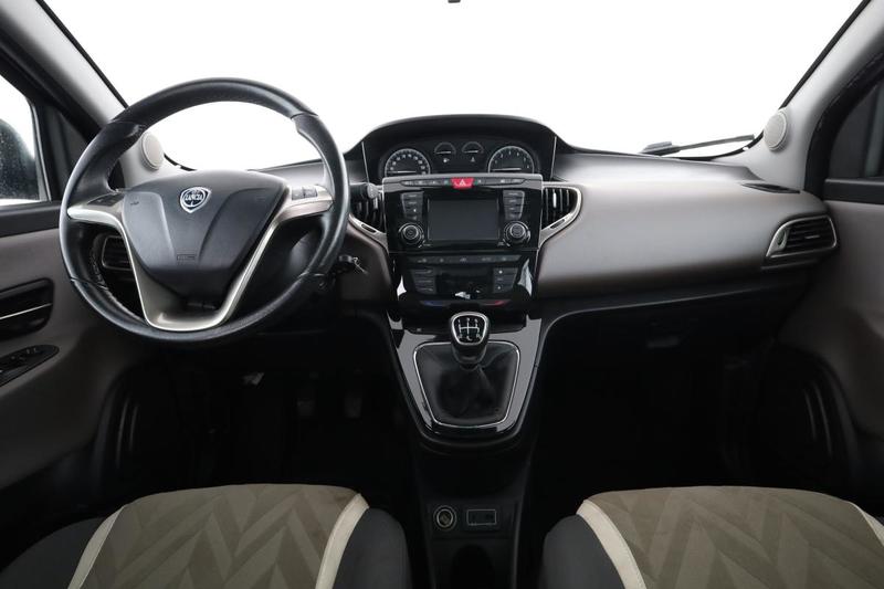 Lancia Ypsilon 1.2 Platinum 69 ch