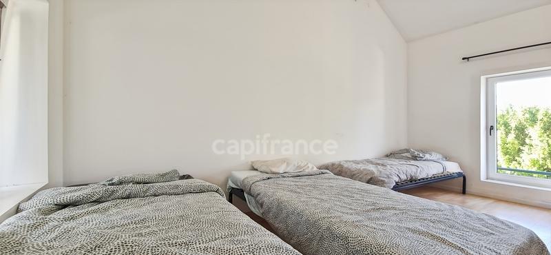 Maison - 262 m² - 14 pièces