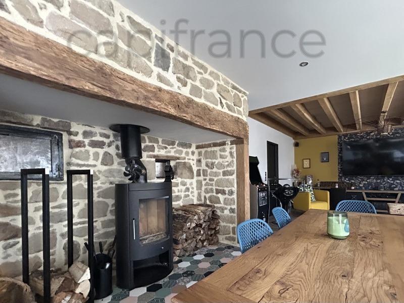 Propriété - 220 m² - 10 pièces