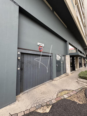 Parking / Garage - 10 m²