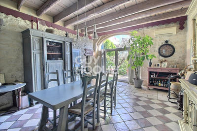 Maison - 209 m² - 6 pièces