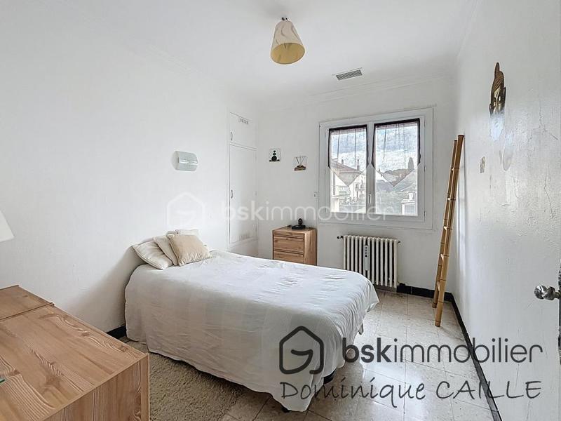 Maison traditionnelle - 168 m² - 7 pièces