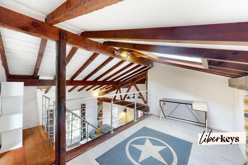 Villa - 220 m² - 10 pièces