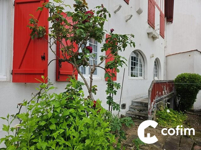 Appartement - 77 m² - 3 pièces