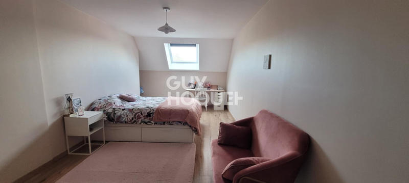 Maison - 200 m² - 6 pièces