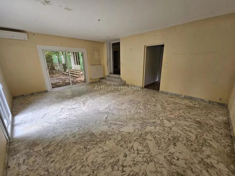 Maison - 200 m² - 7 pièces