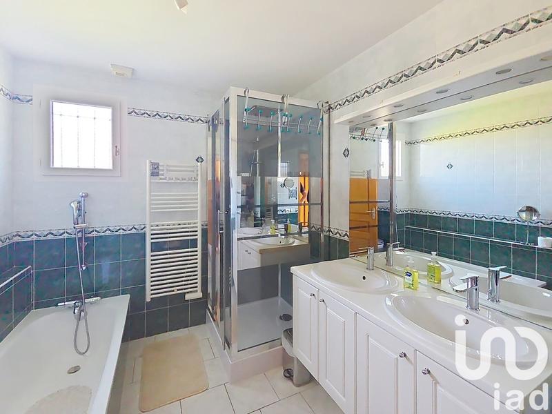 Maison - 105 m² - 4 pièces