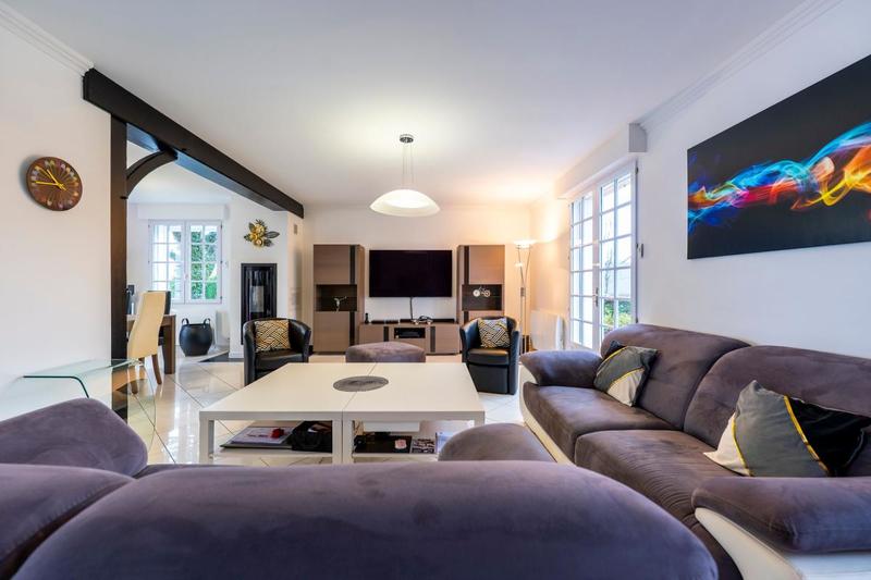 Maison - 200 m² - 5 pièces