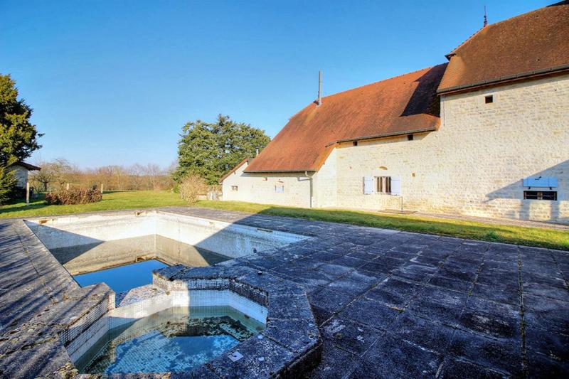 Maison de maîtres - 350 m² - 11 pièces