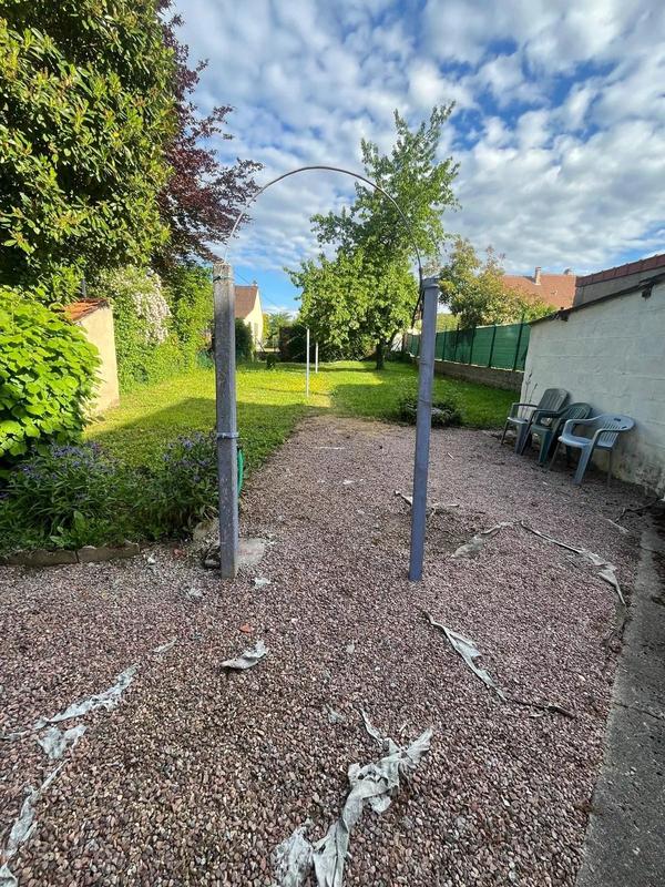 Maison - 85 m² - 4 pièces