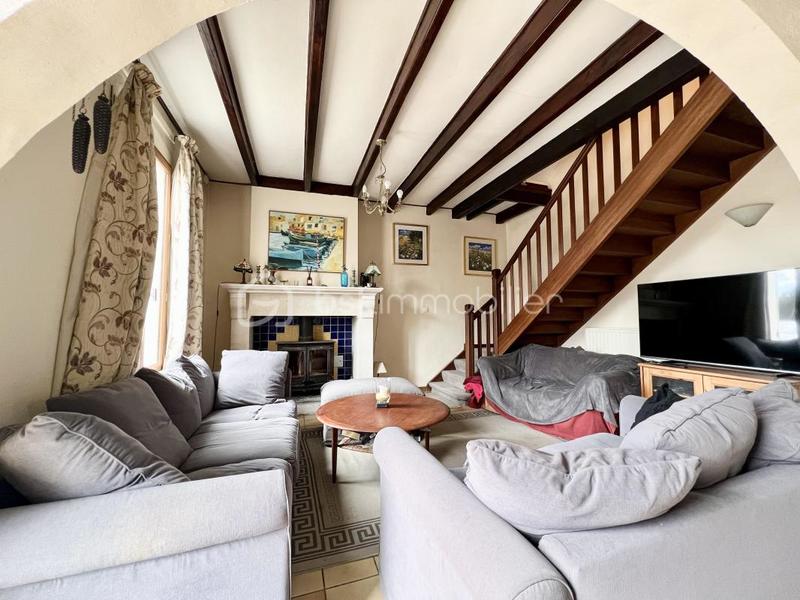 Maison - 193 m² - 5 pièces