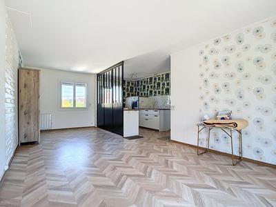 Maison - 80 m² - 4 pièces