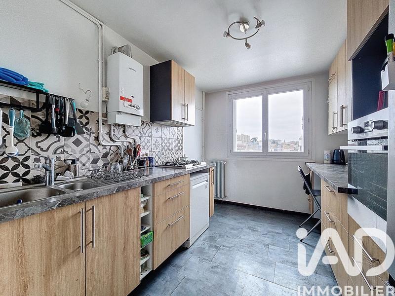 Appartement - 82 m² - 4 pièces