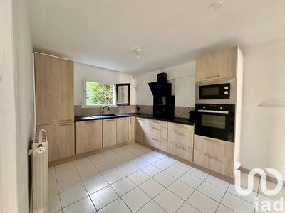 Maison - 121 m² - 6 pièces