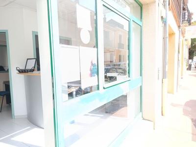 Local commercial - 44 m² - 2 pièces