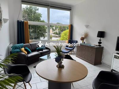 Appartement - 68 m² - 2 pièces